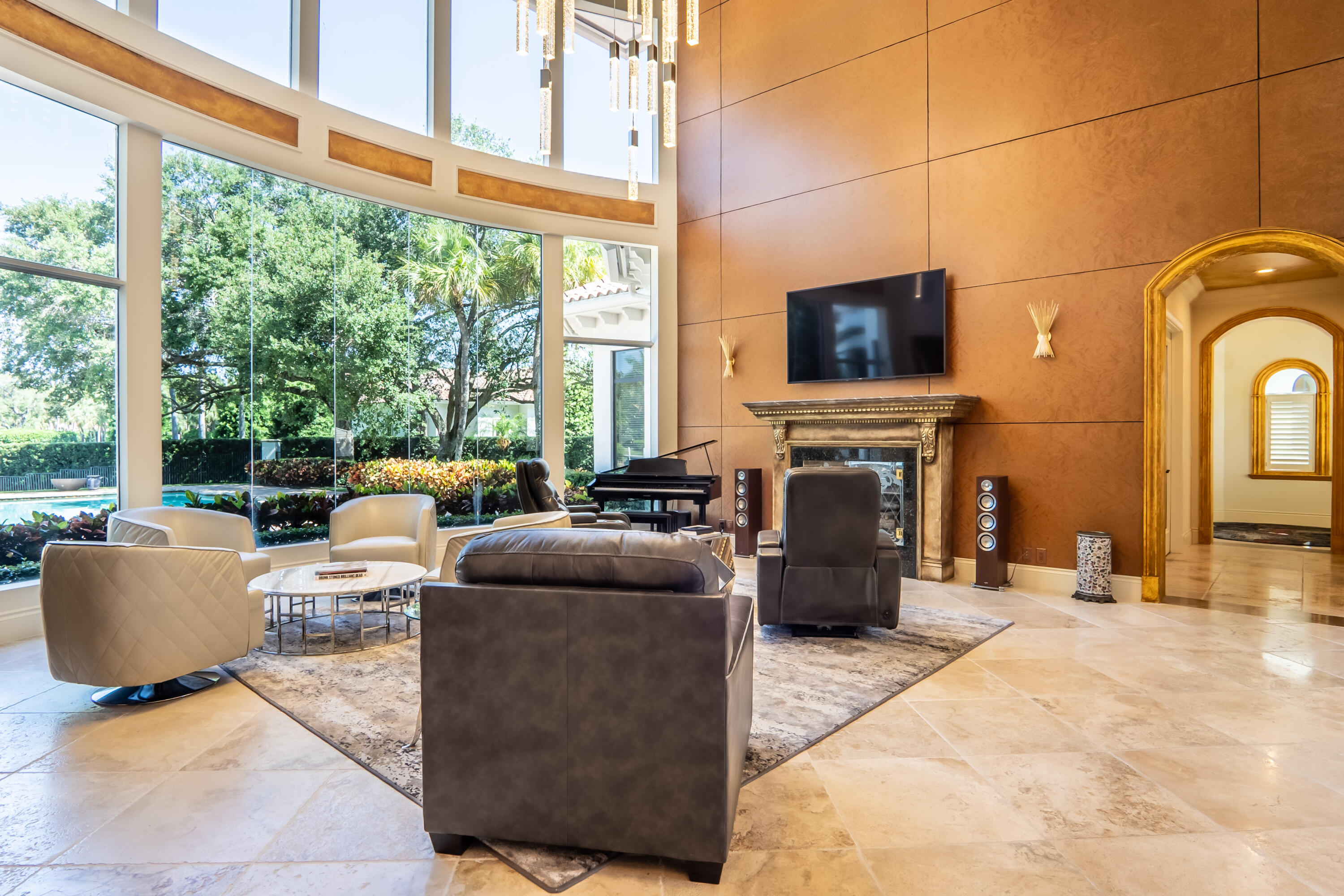 FOXE CHASE - Residential