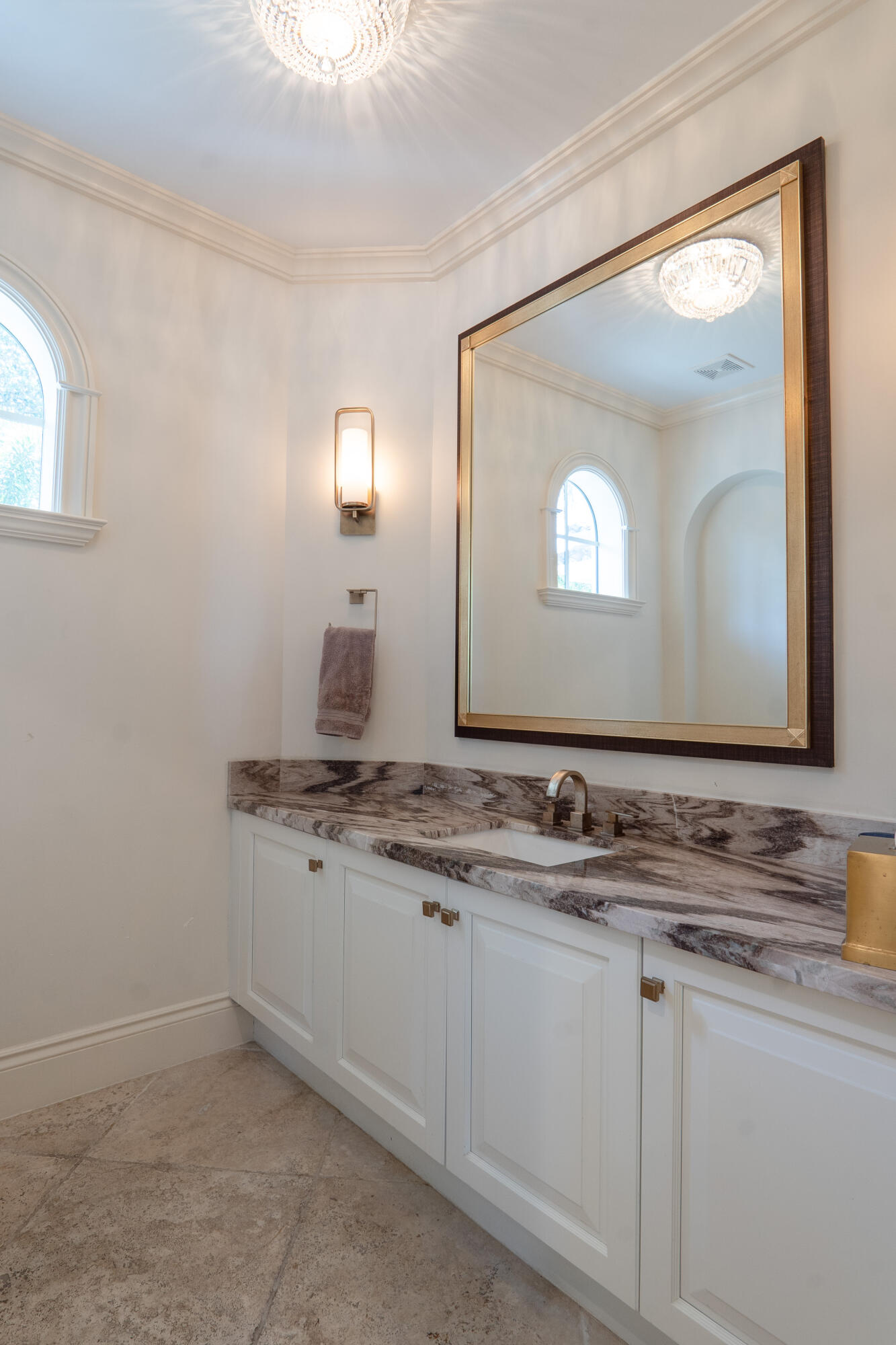 FOXE CHASE - Residential