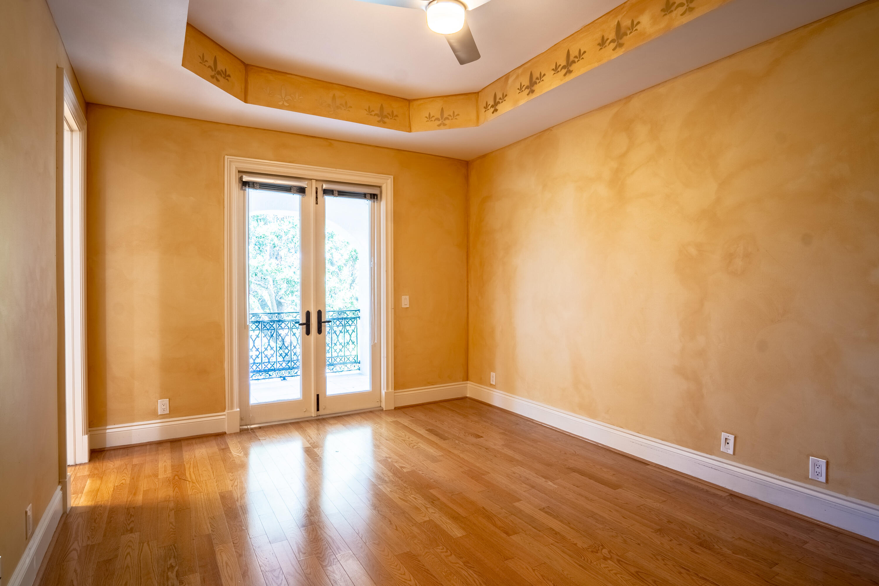 FOXE CHASE - Residential