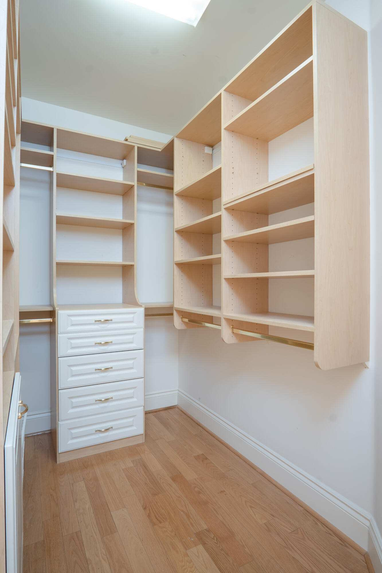 FOXE CHASE - Residential