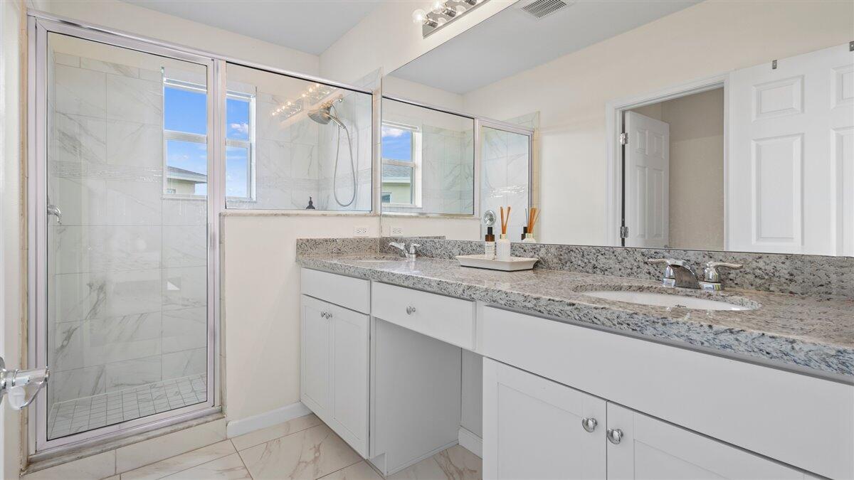 VIZCAYA FALLS PLAT 3 - Residential