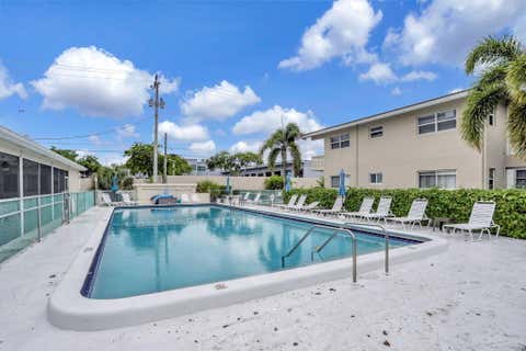Tiny photo for 2131 NE 42nd Court #210e, Lighthouse Point, FL 33064 (MLS # B26040695)