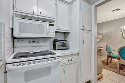 Tiny photo for 2131 NE 42nd Court #210e, Lighthouse Point, FL 33064 (MLS # B26040695)