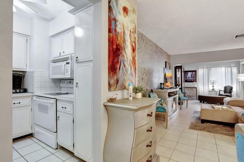 Tiny photo for 2131 NE 42nd Court #210e, Lighthouse Point, FL 33064 (MLS # B26040695)