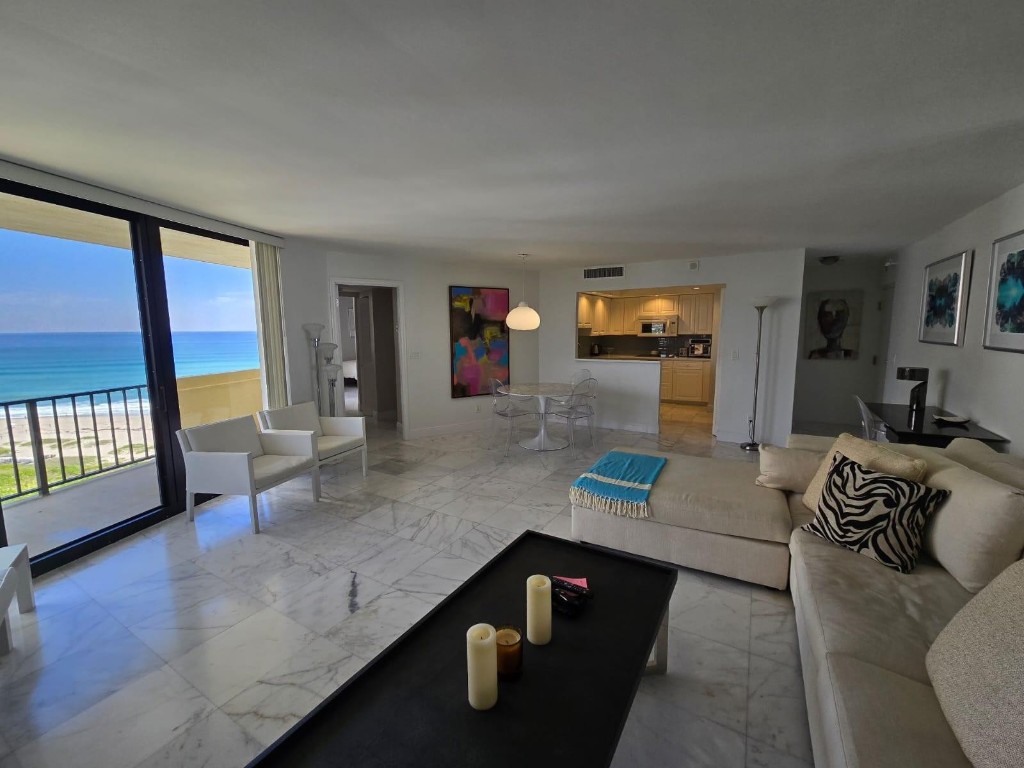 2800 NE Ocean Drive B 15C