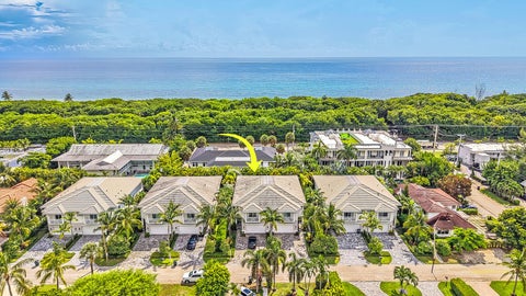 Tiny photo for 436 NE WAVECREST Way, Boca Raton, FL 33432 (MLS # B26074251)