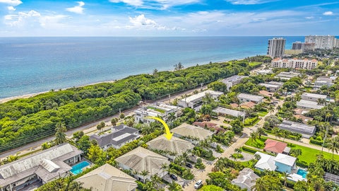 Tiny photo for 436 NE WAVECREST Way, Boca Raton, FL 33432 (MLS # B26074251)