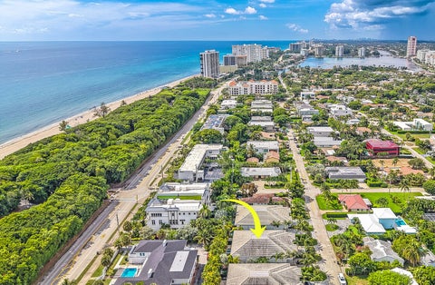 Tiny photo for 436 NE WAVECREST Way, Boca Raton, FL 33432 (MLS # B26074251)
