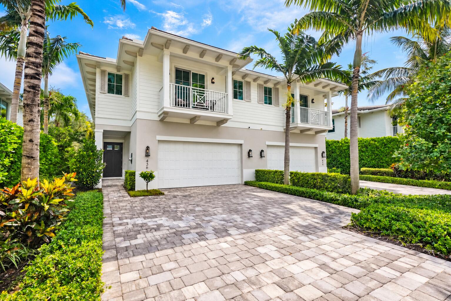 Properties | Stephanie Kaufman 436 NE WAVECREST Way