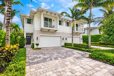 Tiny photo for 436 NE WAVECREST Way, Boca Raton, FL 33432 (MLS # B26074251)