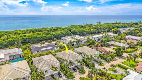 Tiny photo for 436 NE WAVECREST Way, Boca Raton, FL 33432 (MLS # B26074251)