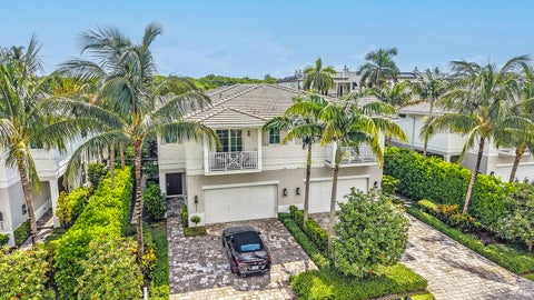 Tiny photo for 436 NE WAVECREST Way, Boca Raton, FL 33432 (MLS # B26074251)