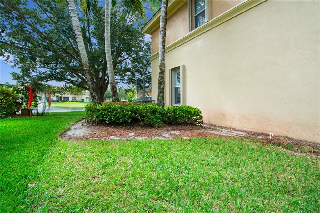 Seminole Lakes - Residential