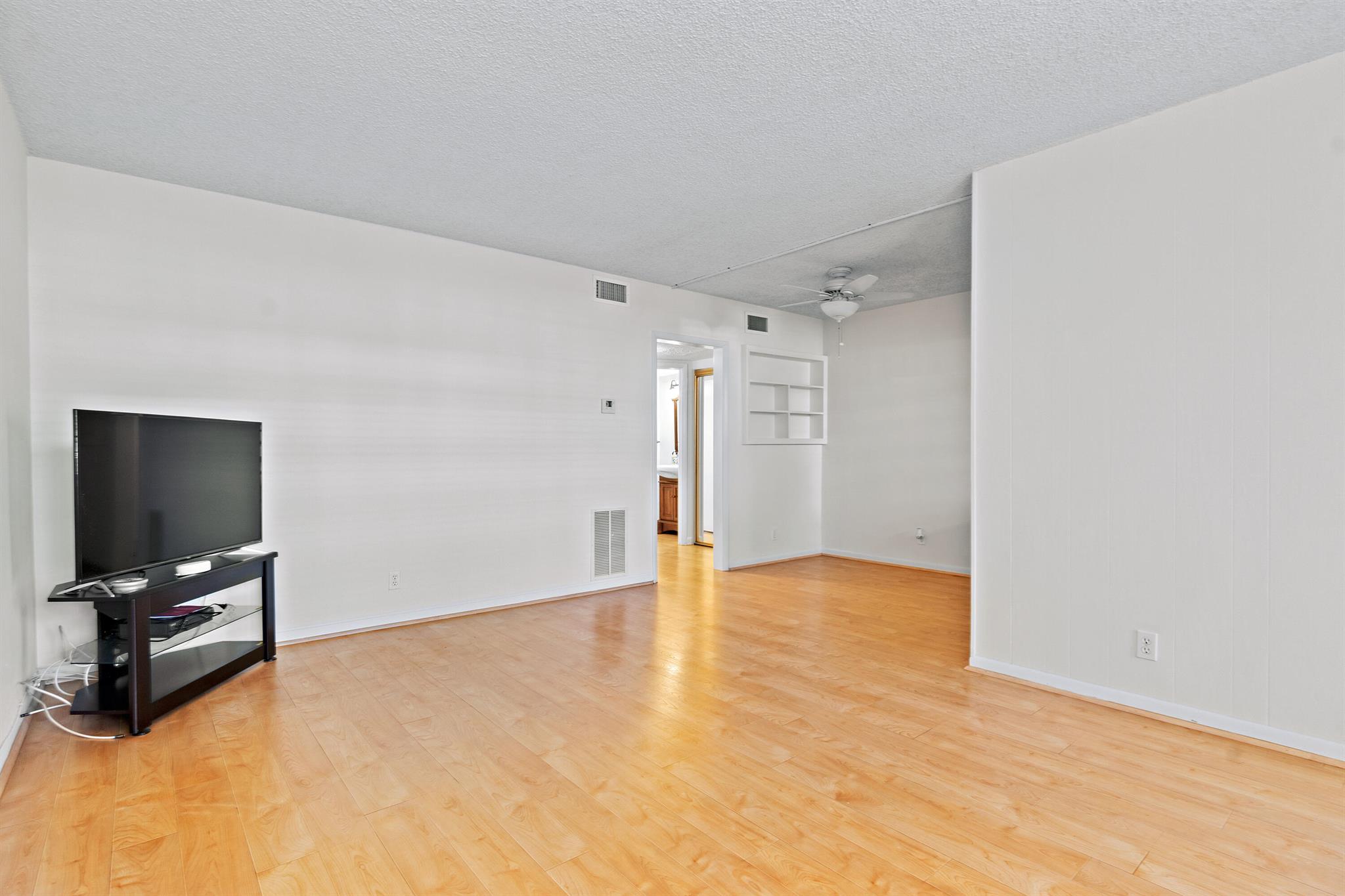 20 SE 13th Street A4