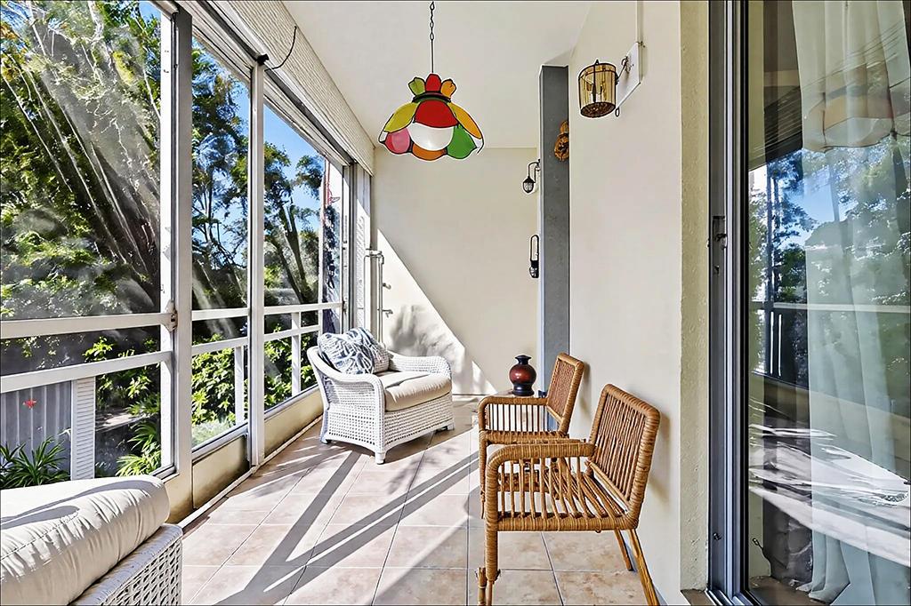 PALM ROYAL APTS INC CONDO - Residential