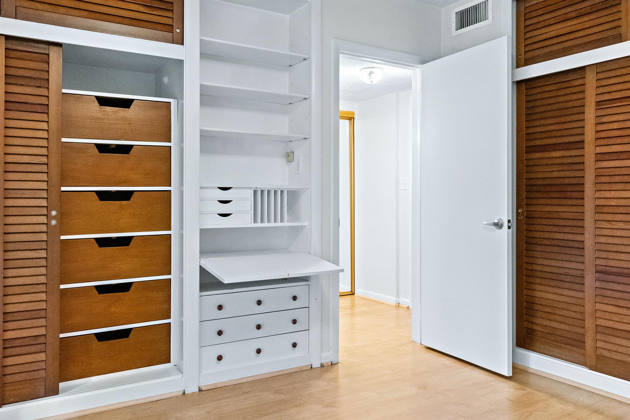 PALM ROYAL APTS INC CONDO - Residential
