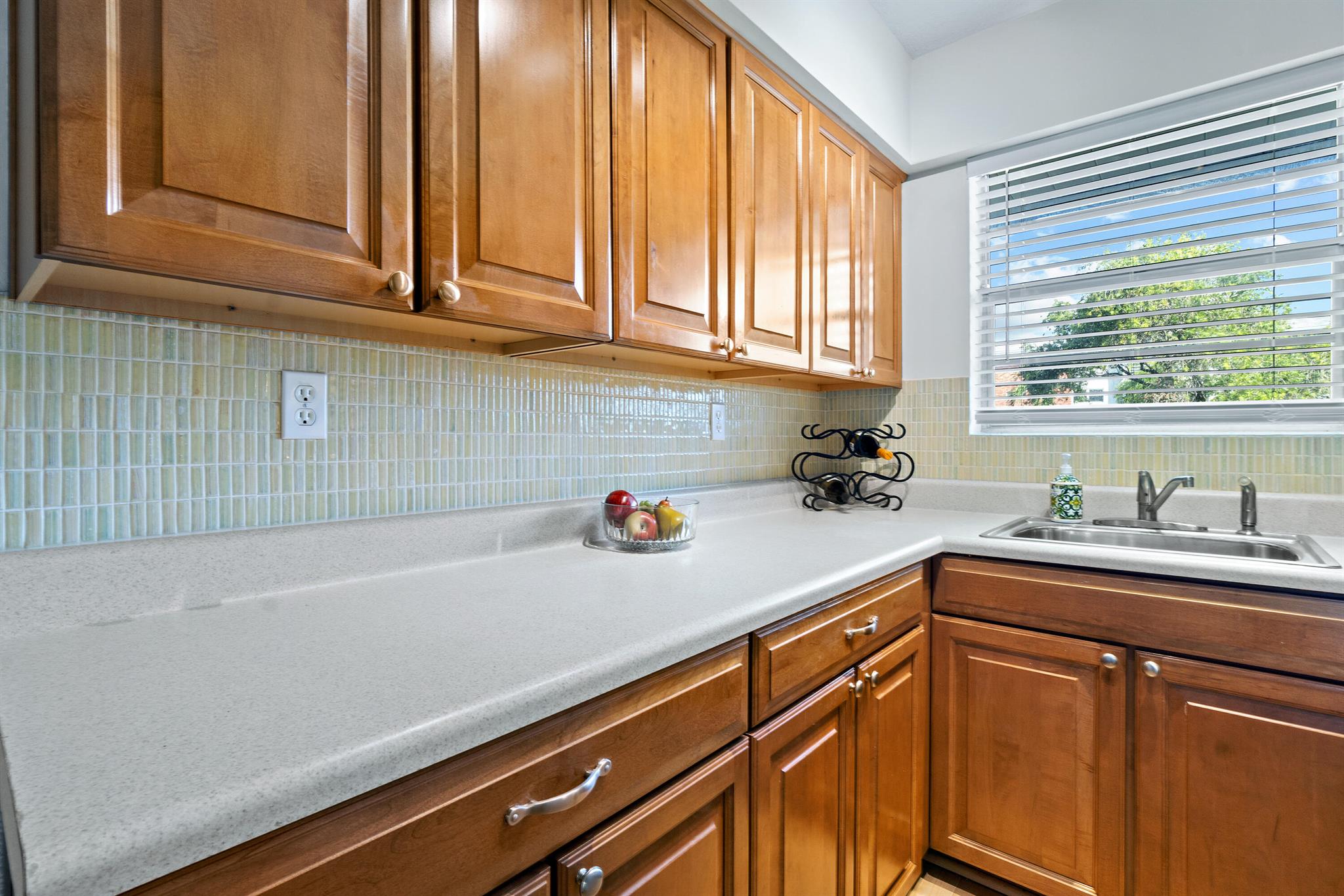 PALM ROYAL APTS INC CONDO - Residential