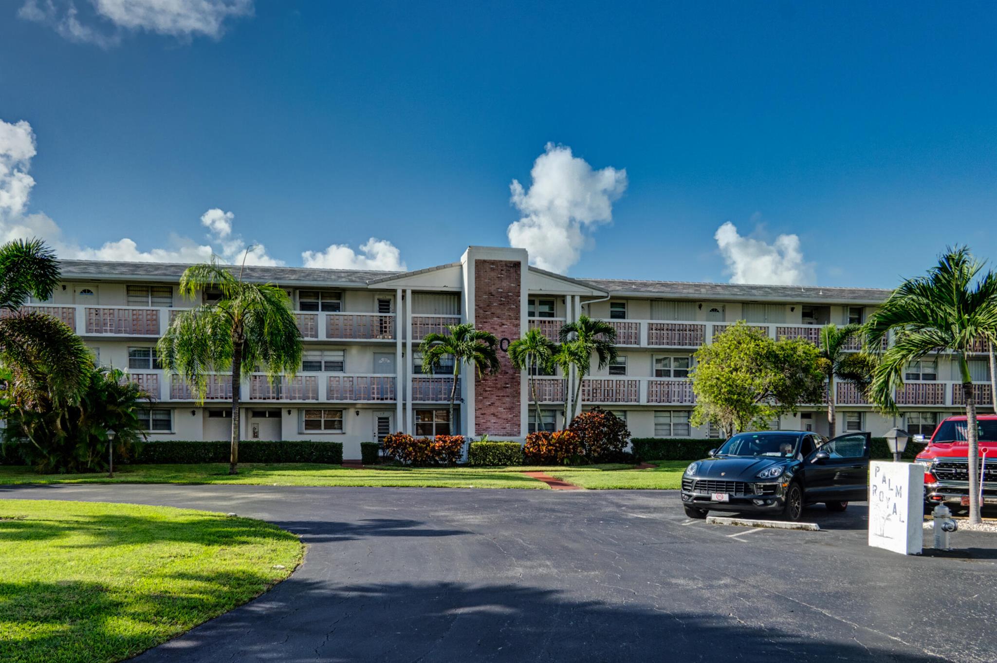 PALM ROYAL APTS INC CONDO - Residential