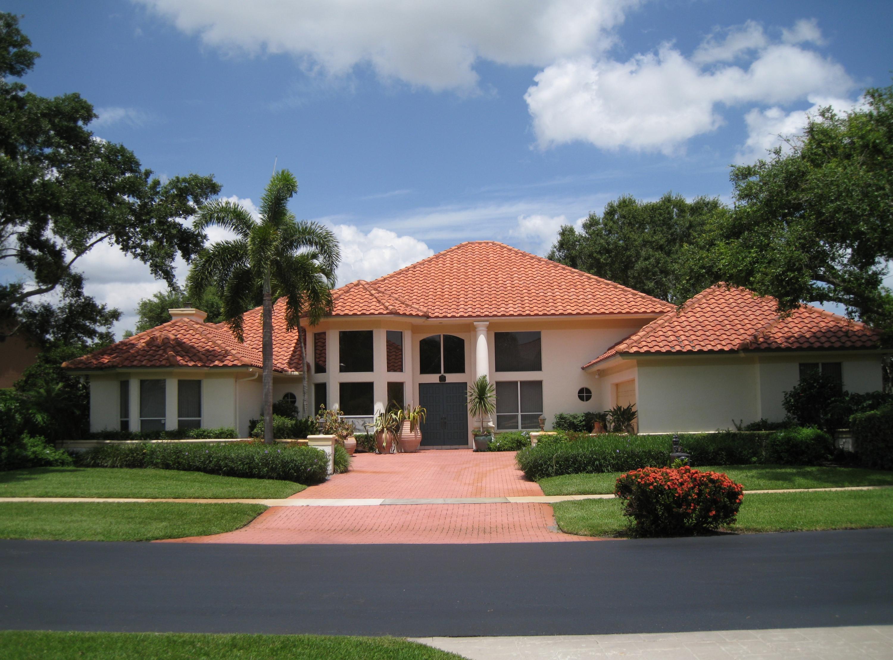 GREENVIEW COVE OF WELLINGTON POLO WEST - Residential