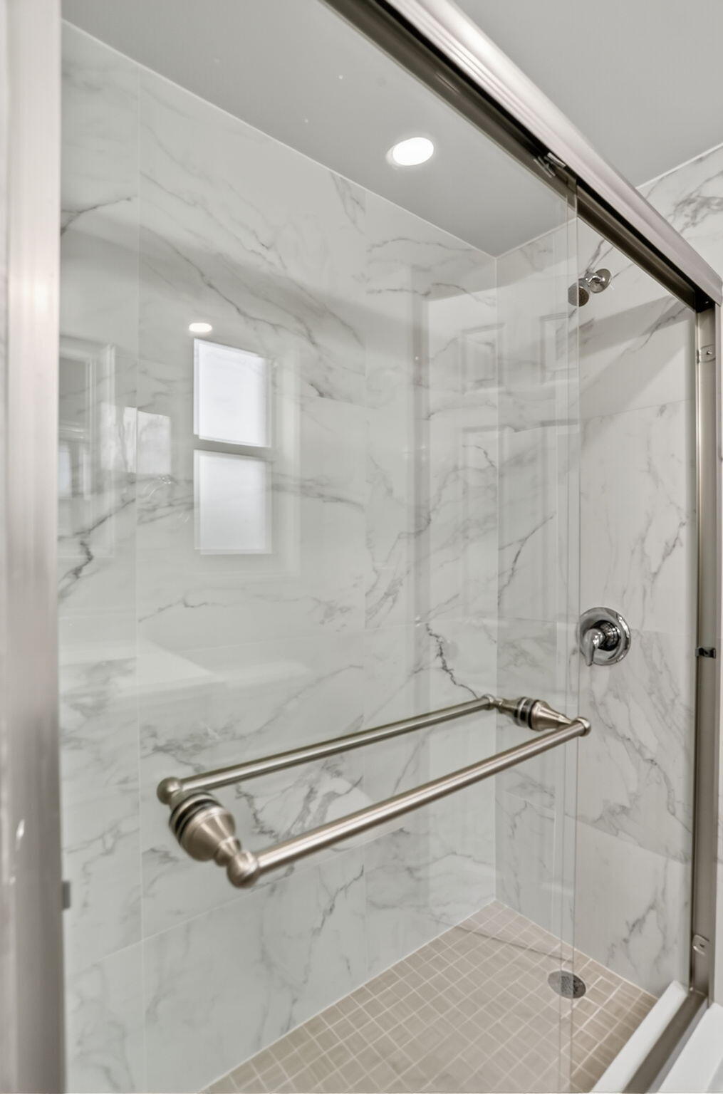 LEISURE SHORES CONDO - Residential