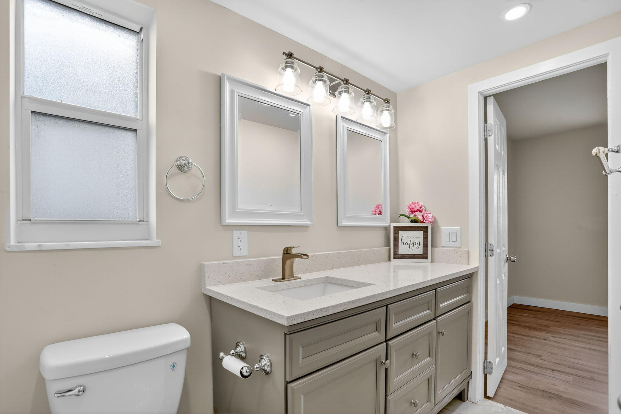 LEISURE SHORES CONDO - Residential