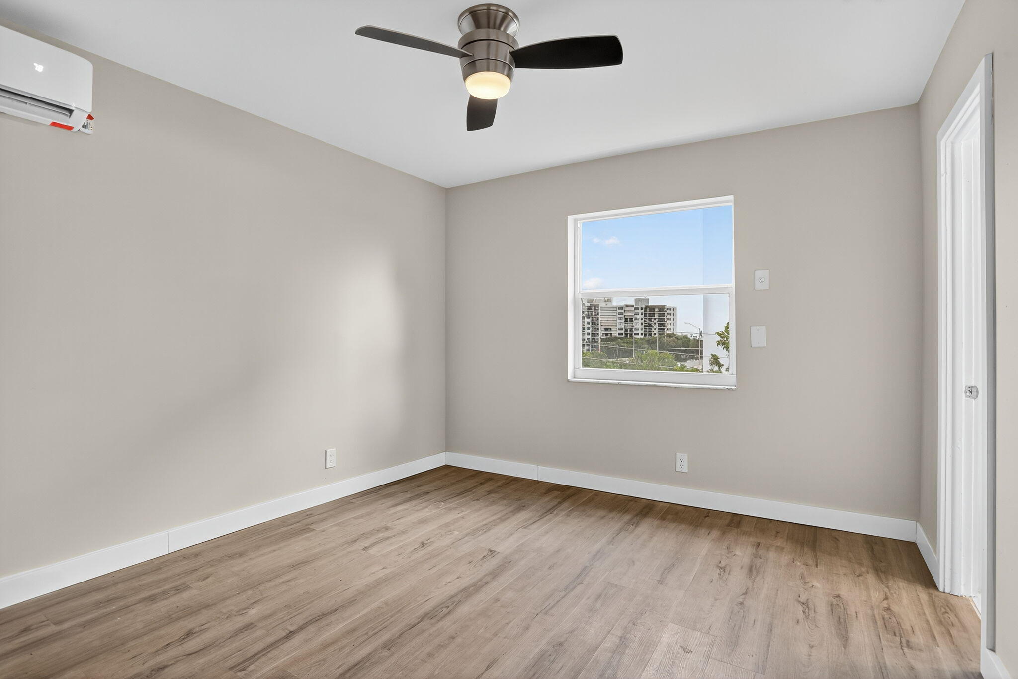 LEISURE SHORES CONDO - Residential