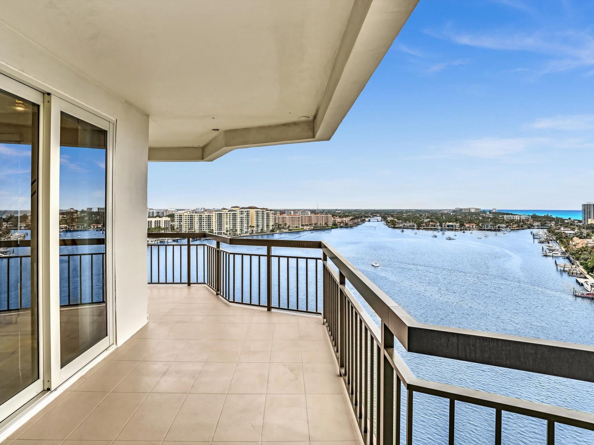 CARLTON - Residential