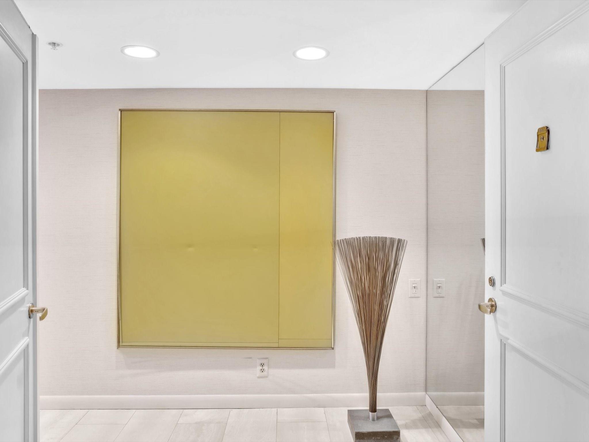 CARLTON - Residential