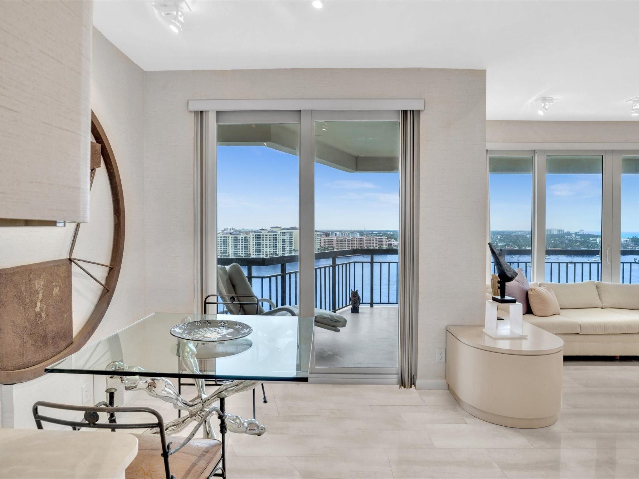 CARLTON - Residential