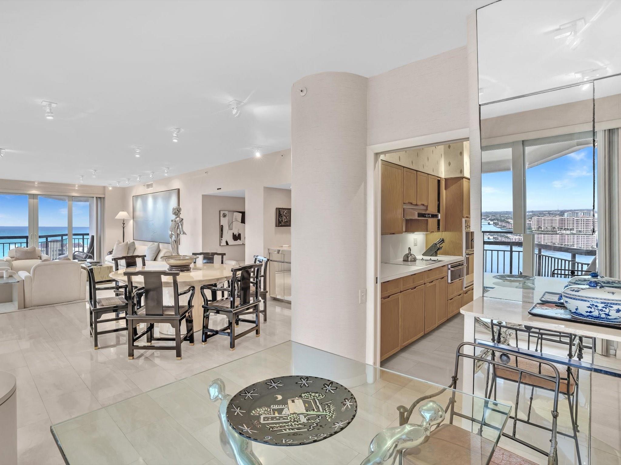 CARLTON - Residential