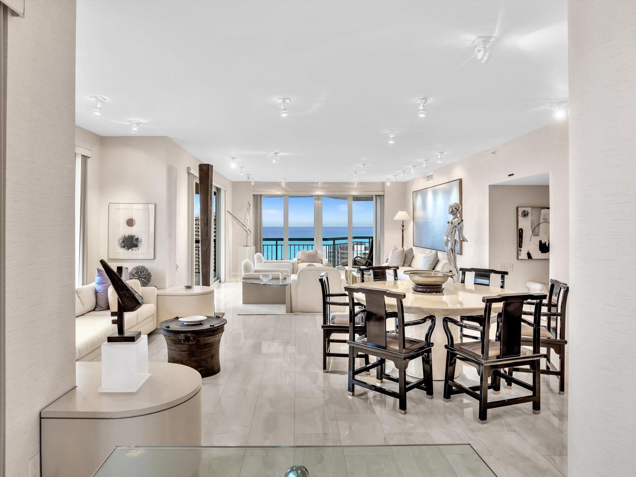 CARLTON - Residential