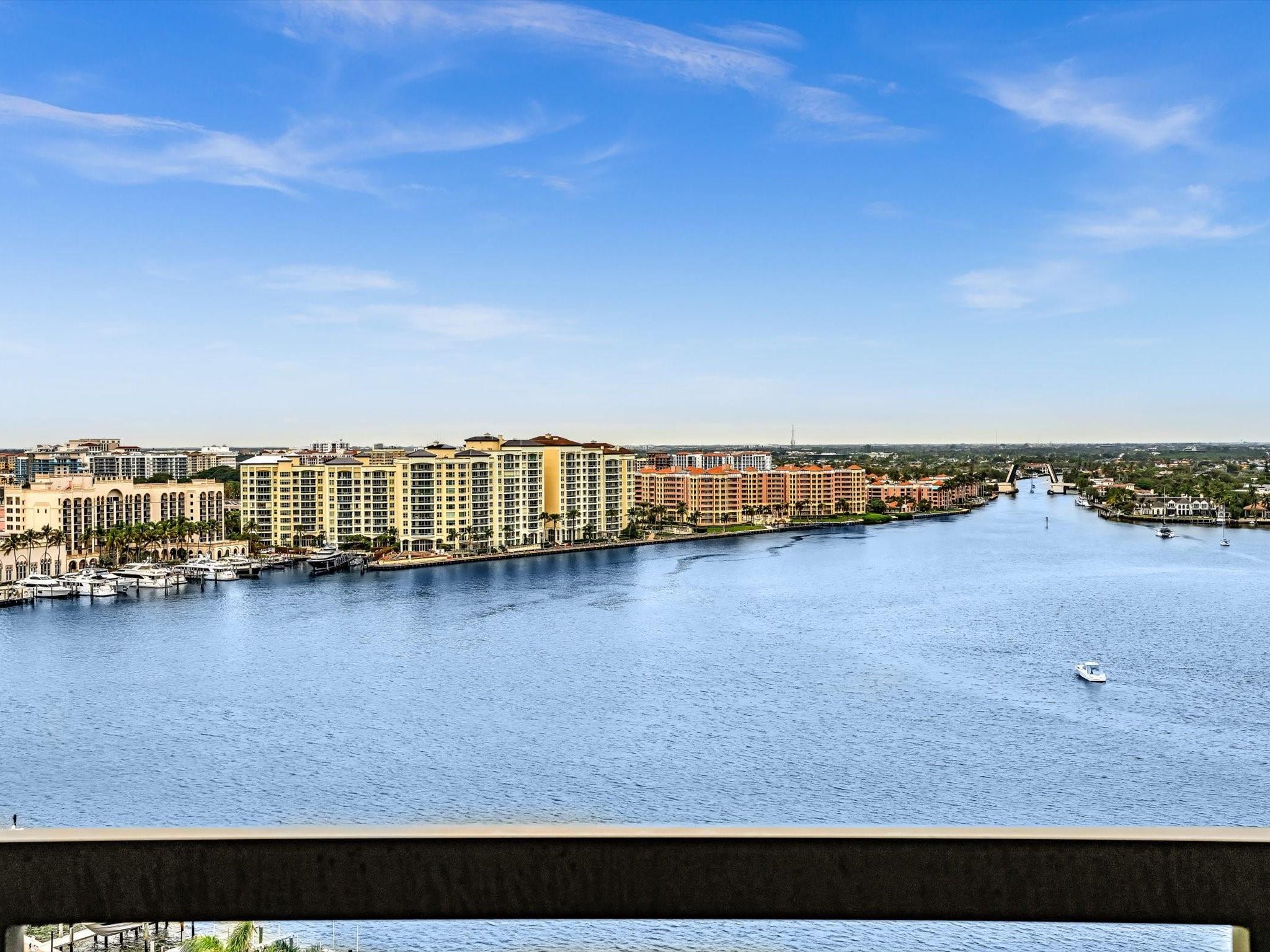 CARLTON - Residential