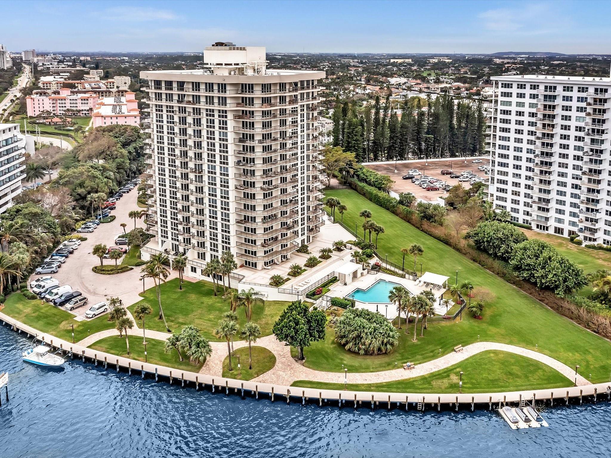 CARLTON - Residential