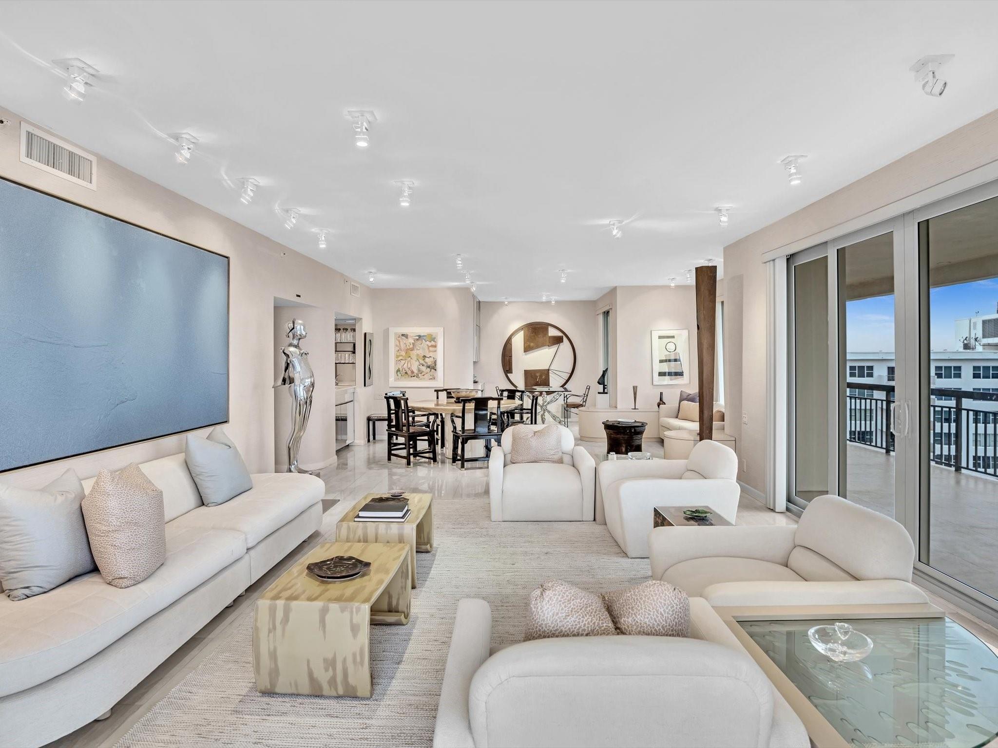 CARLTON - Residential