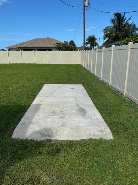 A home in Port St Lucie