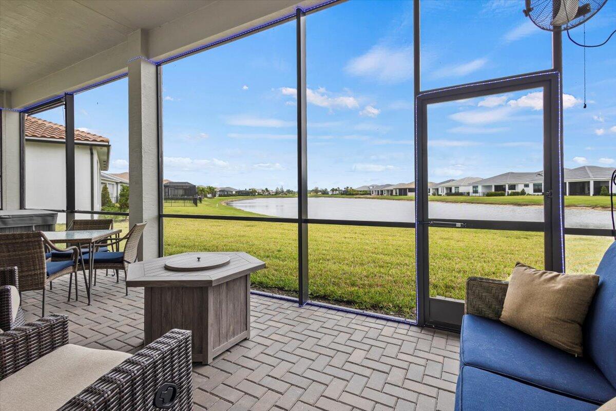 VERANO SOUTH PUD 1 - POD D - PLAT NO. 4 - REPLAT N - Residential