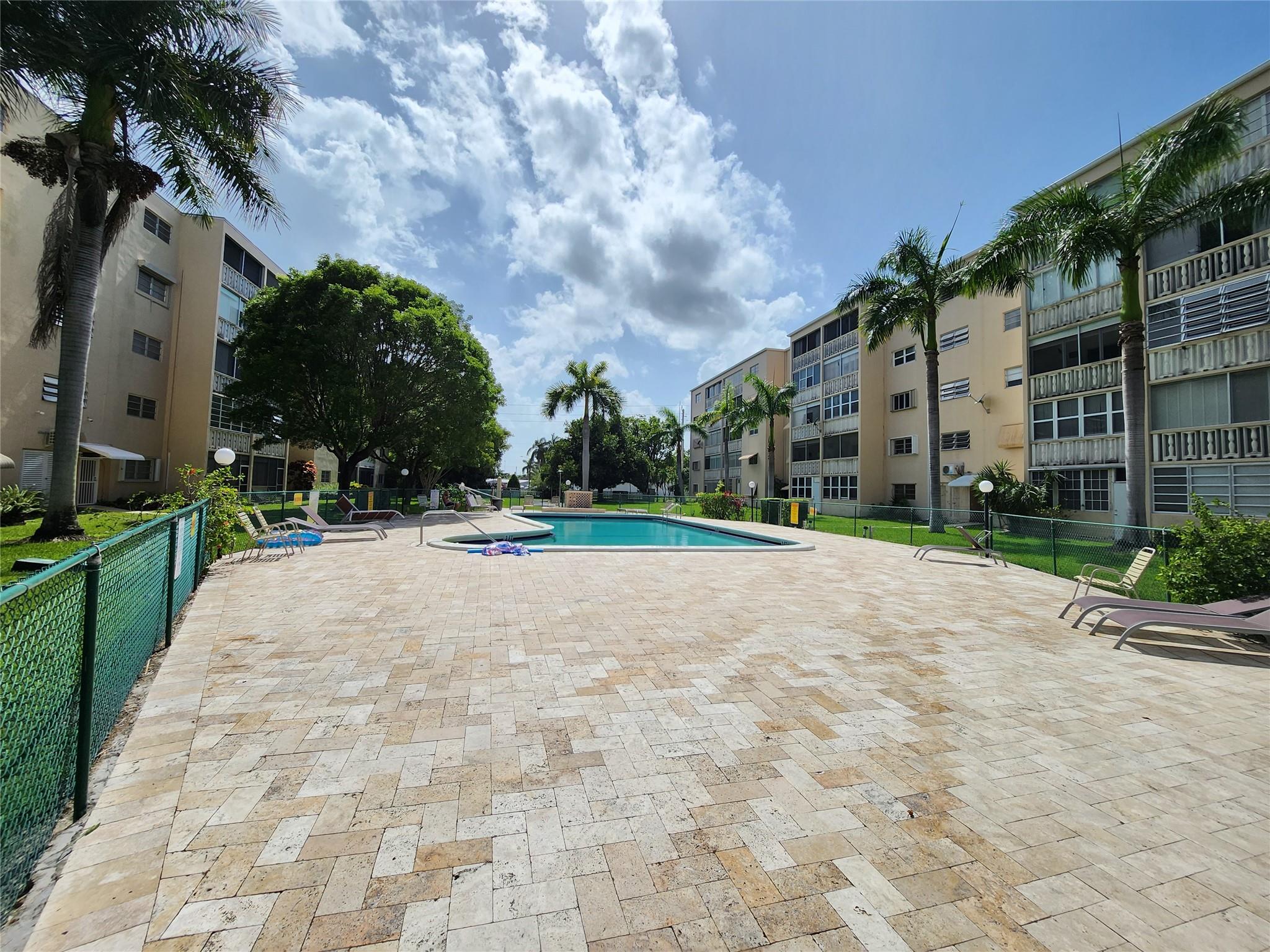 Meadowbrook Towers Condo - Residential Lease