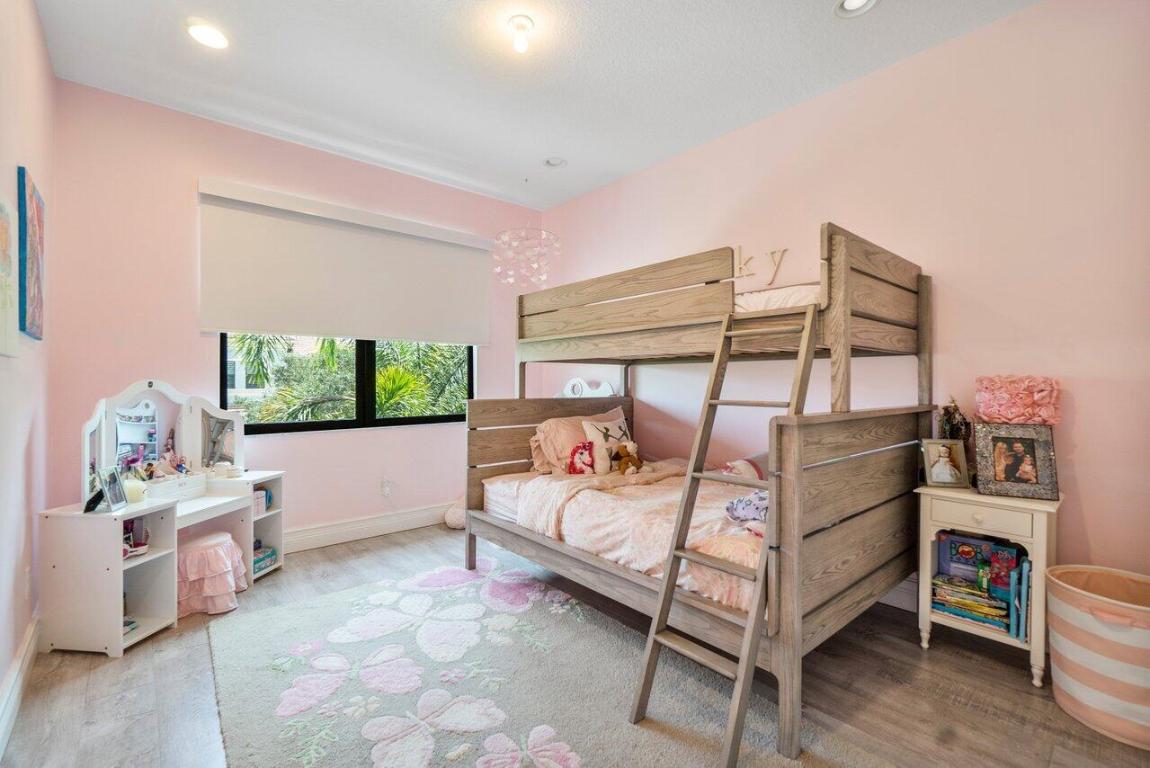 Seven Bridges - Residential