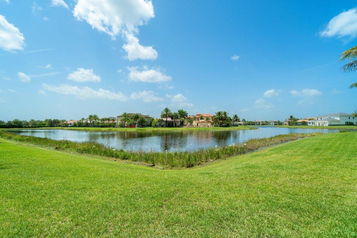 Seven Bridges - Residential