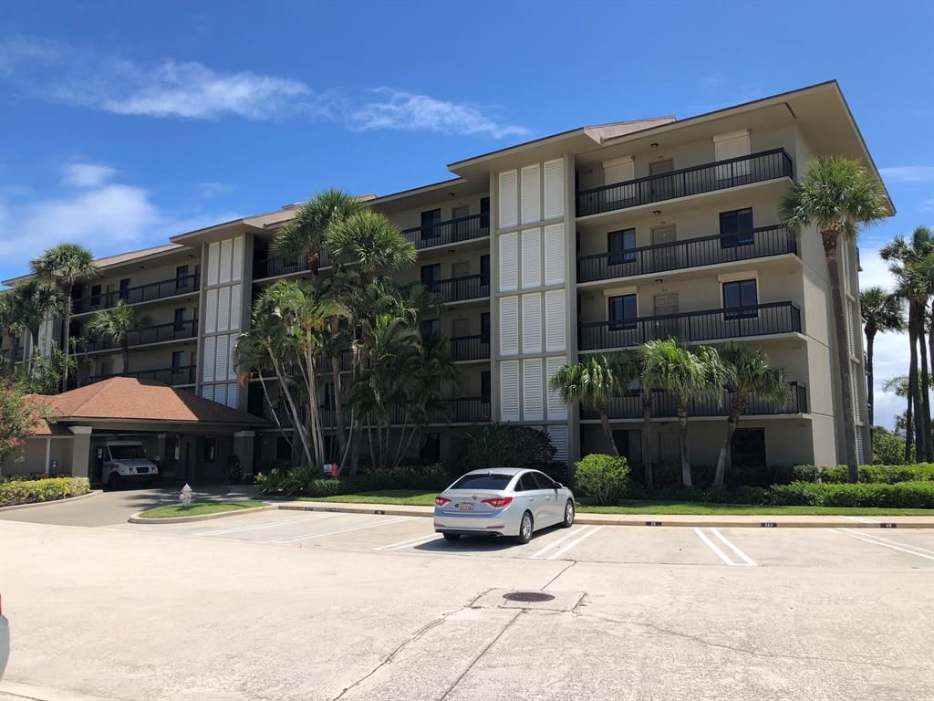 Photo of 401 S Seas Drive #305, Jupiter, FL 33477 (MLS # R10716353)