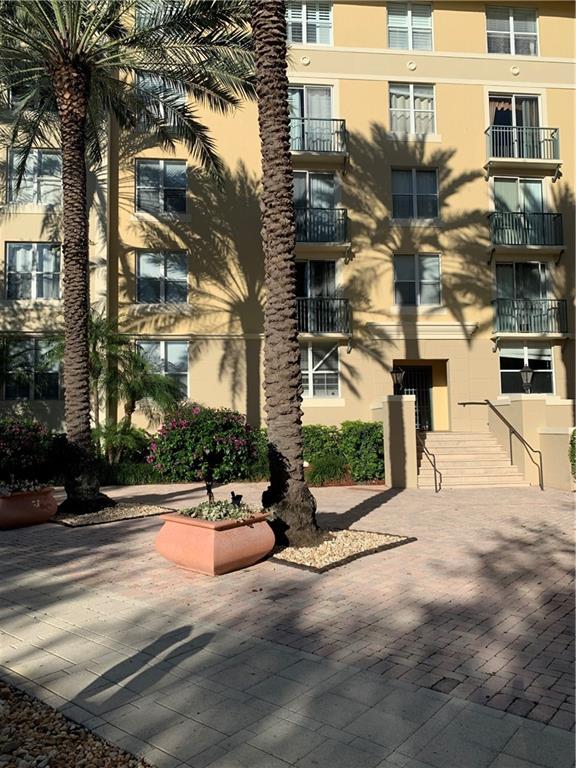 COURTYARDS IN CITYPLACE C - Residential