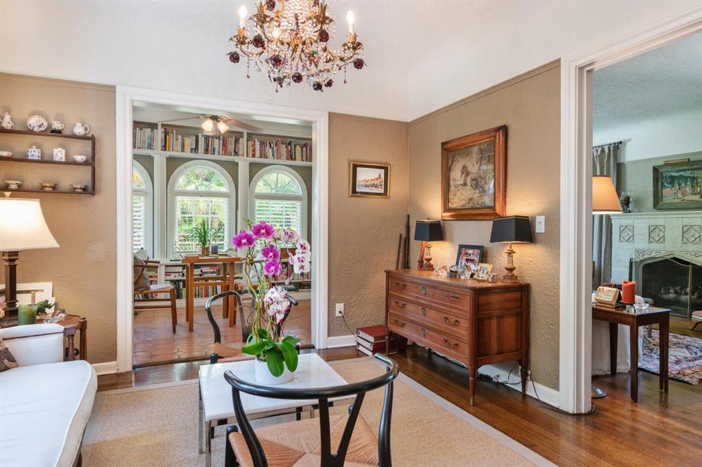 EL CID IN - Residential