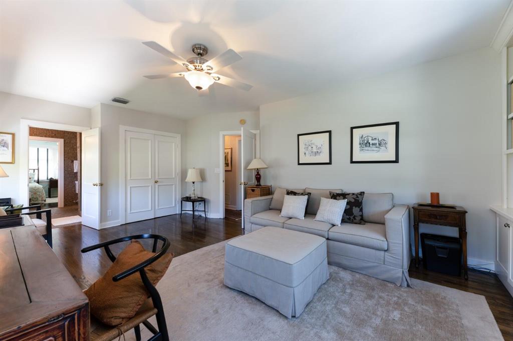 EL CID IN - Residential