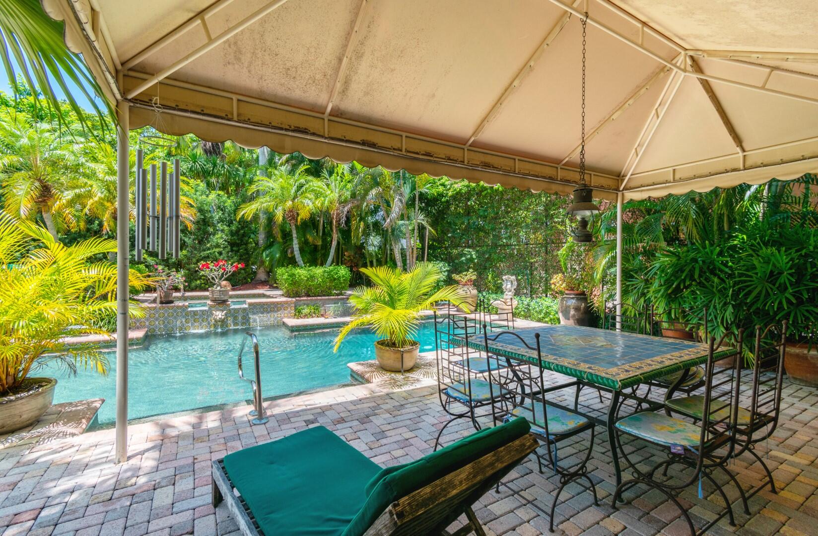 EL CID IN - Residential