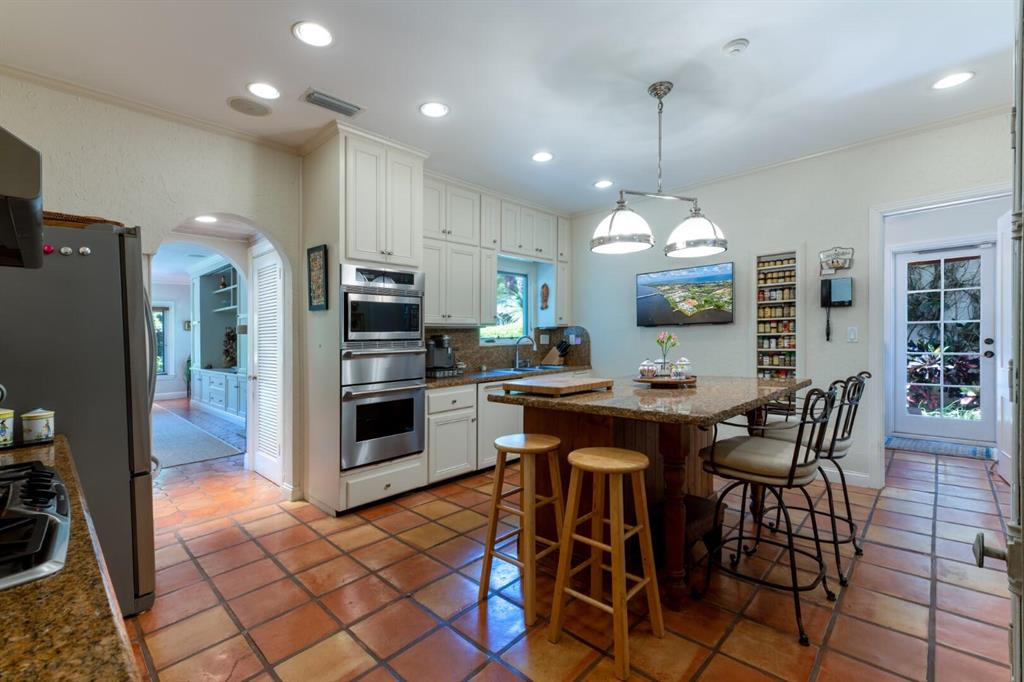 EL CID IN - Residential