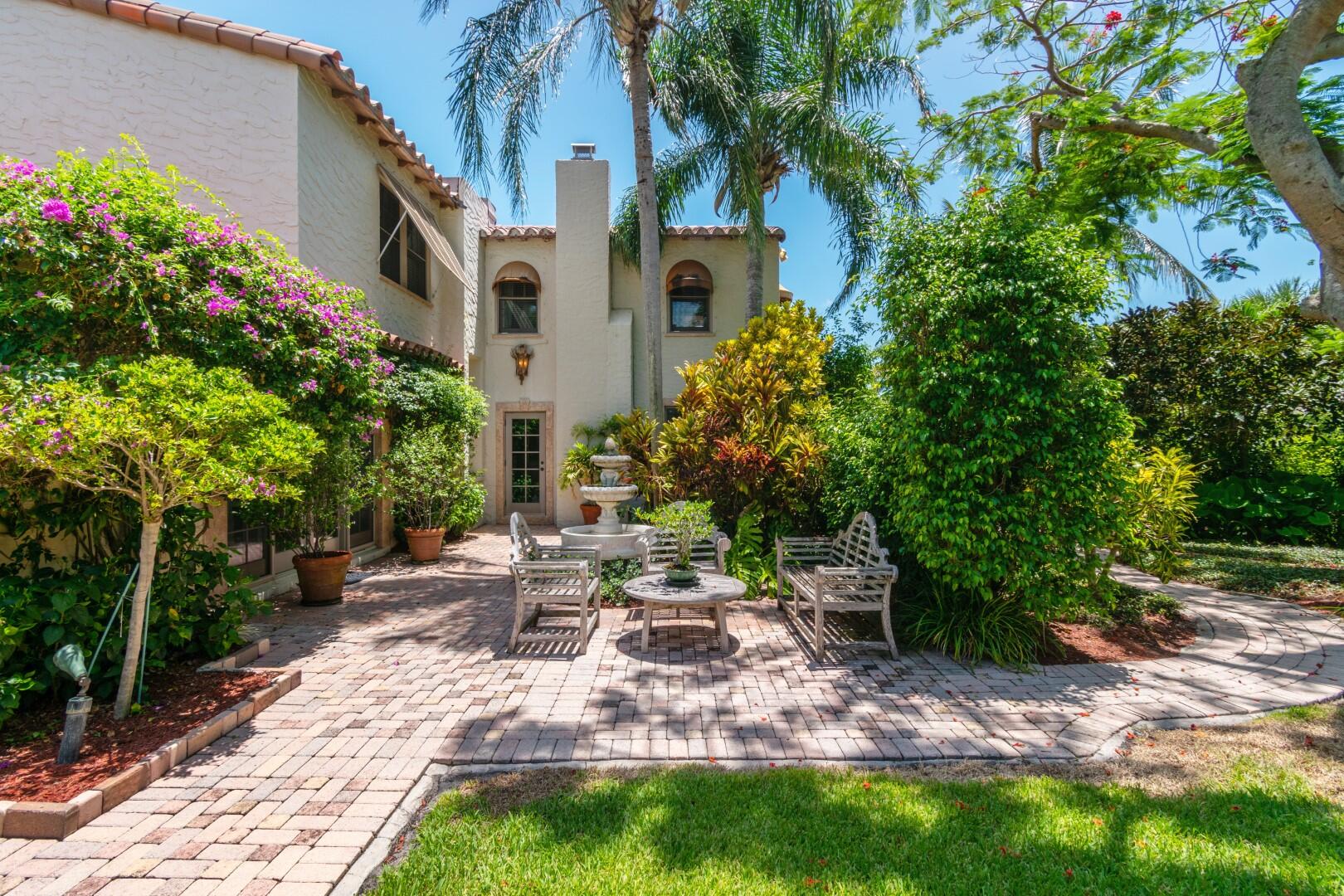 EL CID IN - Residential