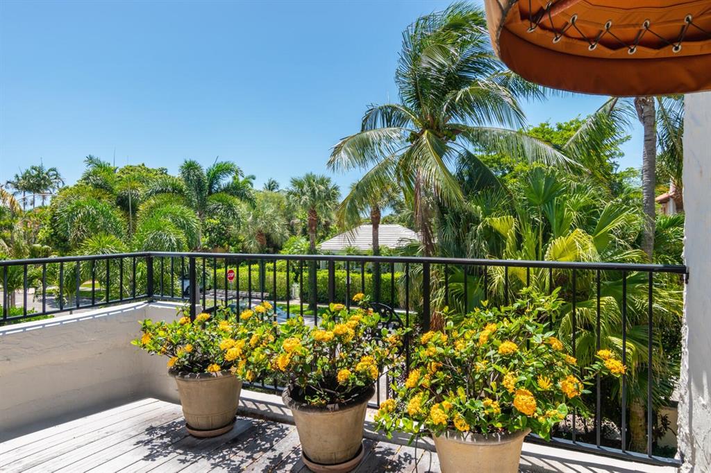 EL CID IN - Residential