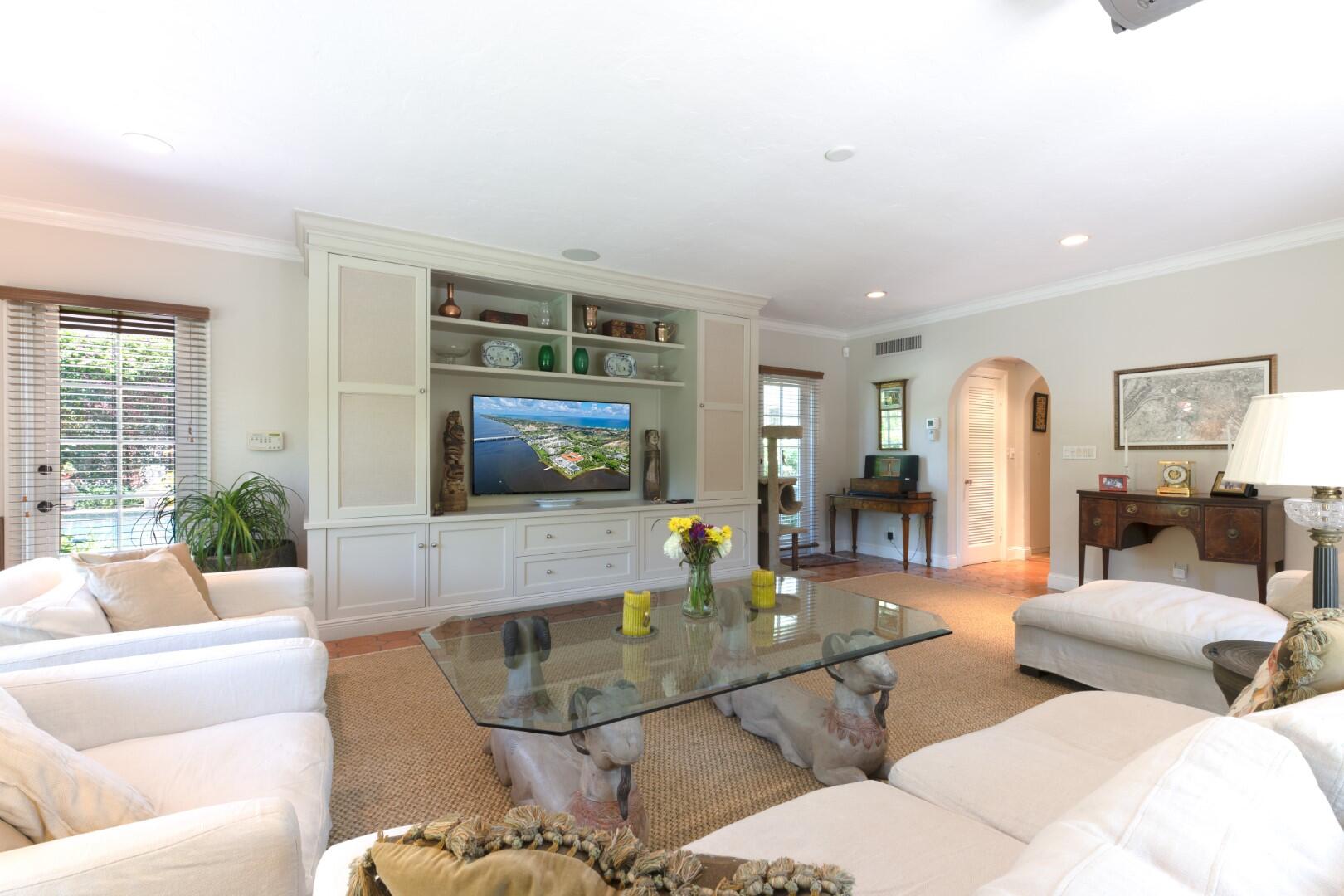 EL CID IN - Residential