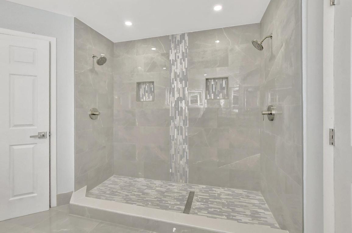 CARRARA VILLAGE CONDO - Residential