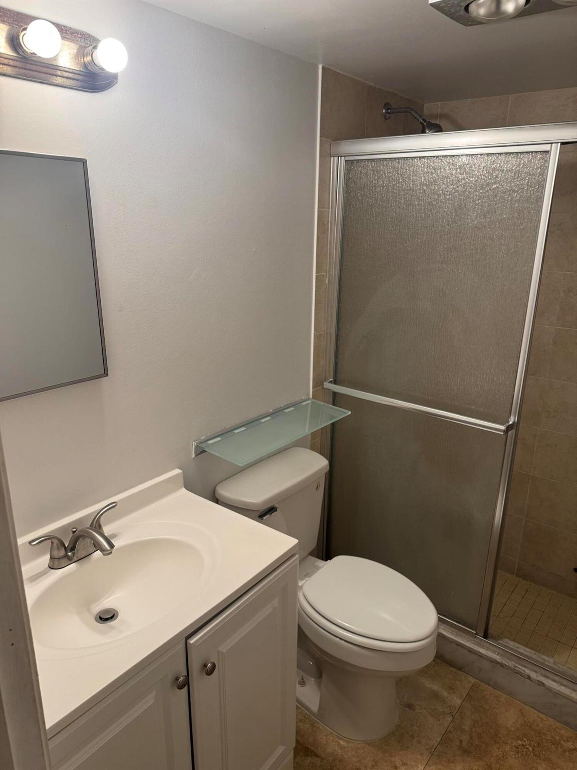 SANDALFOOT BLVD APTS COND - Residential Lease